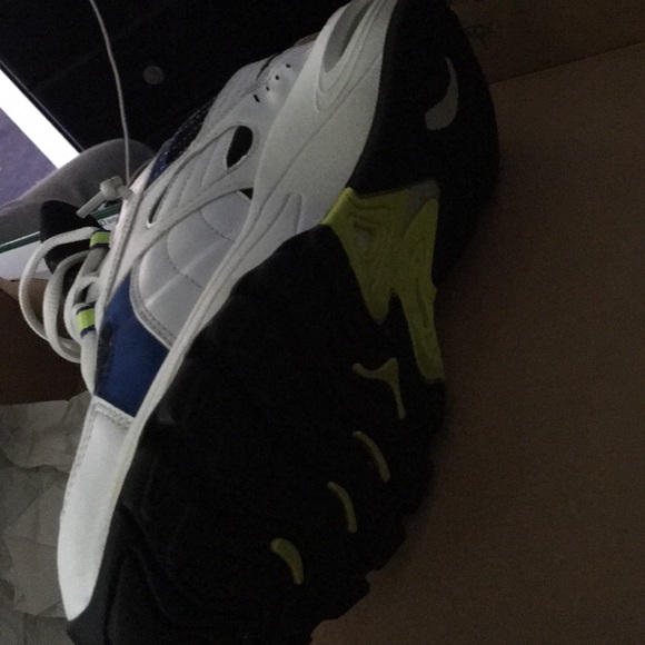 Puma - Picture 2 of 2